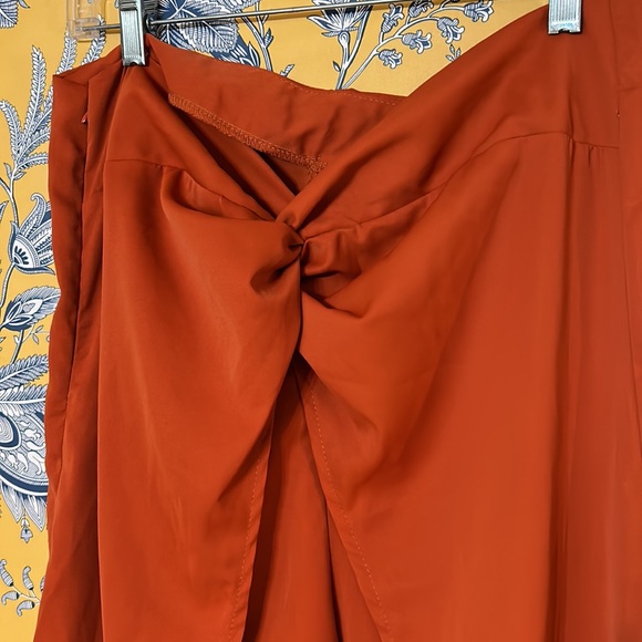 SHEIN XL boho funky harem pants in burnt orange color with side zip - Picture 2 of 10